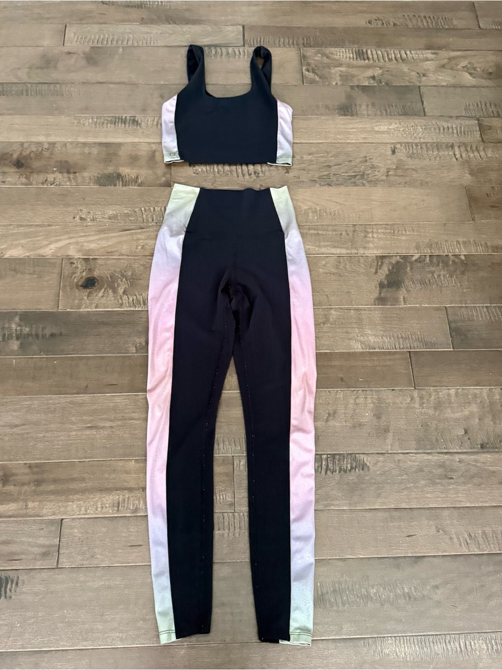 Beach Riot High-Waist Black Leggings & Crop Top Set with Pastel Side Panels S